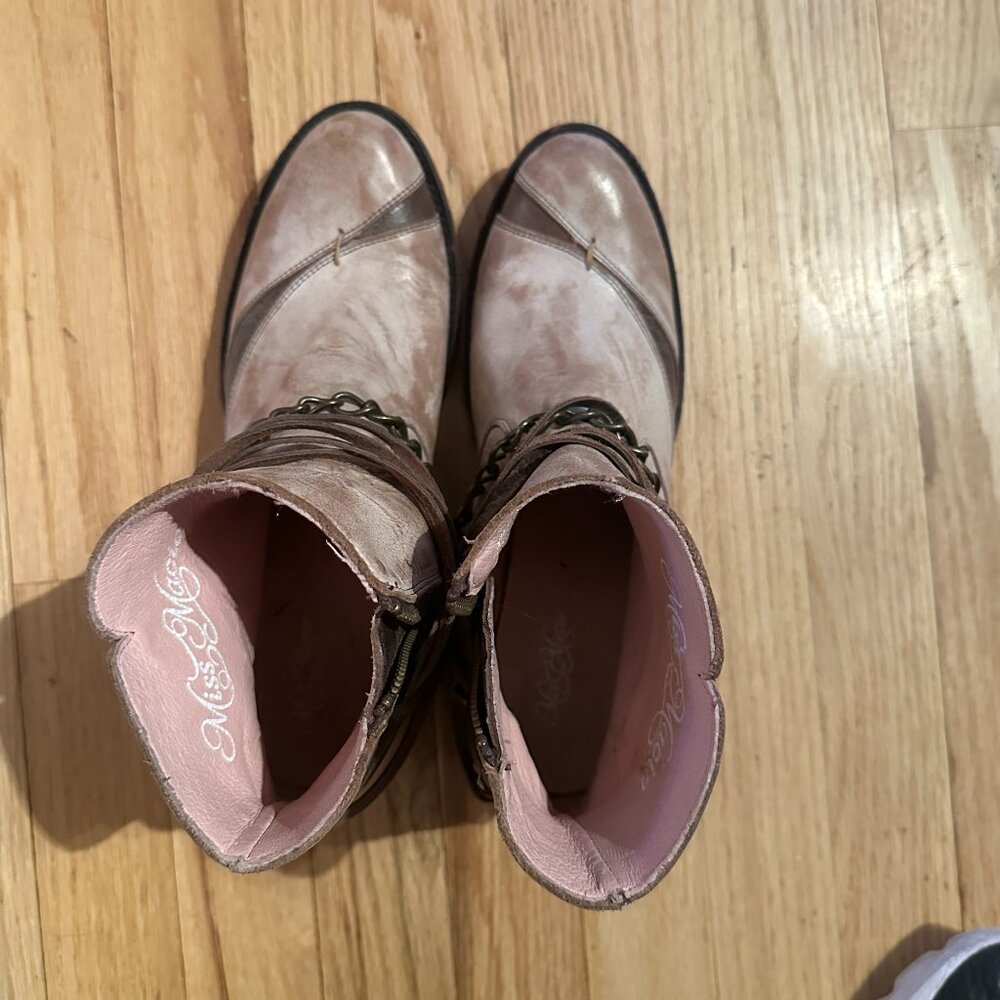 Miss Macie Desert Dancer Western Bootie - Women's Size 8.5